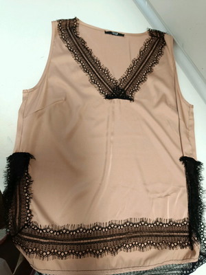 Women's satin top used, size M, beige with black lace