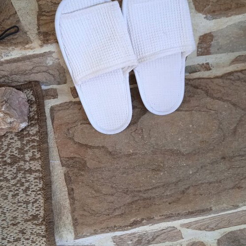 Slippers new, white, one size
