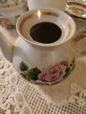 Vintage teapot like new