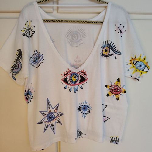Bsb white t-shirt with eyes and low back small oversized like new