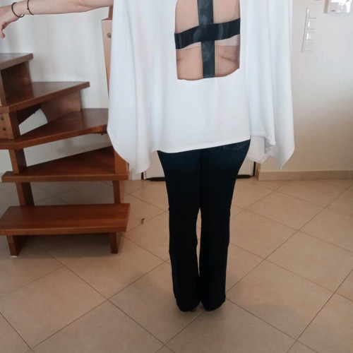 Long asymmetric blouse with print like new, white
