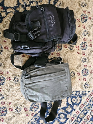 Men's shoulder bag used