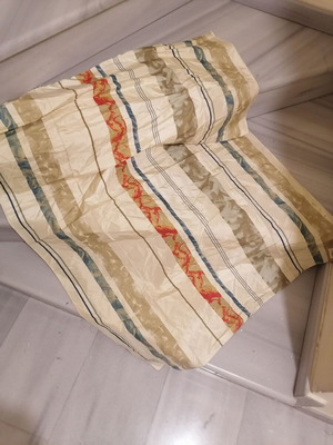 Ύφασμα ολόμεταξο 0,95 x 1,32 μ.