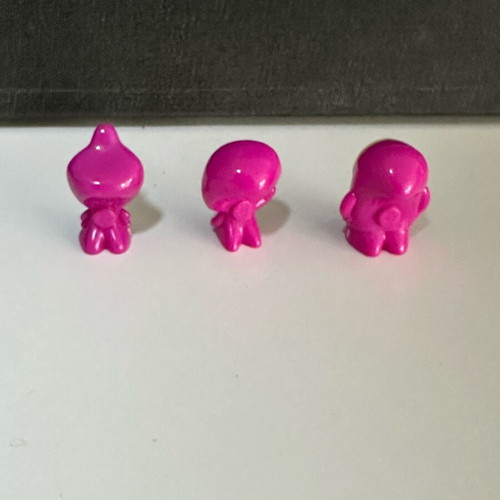 Go-Go’s Crazy Bones magenta mini figures like new