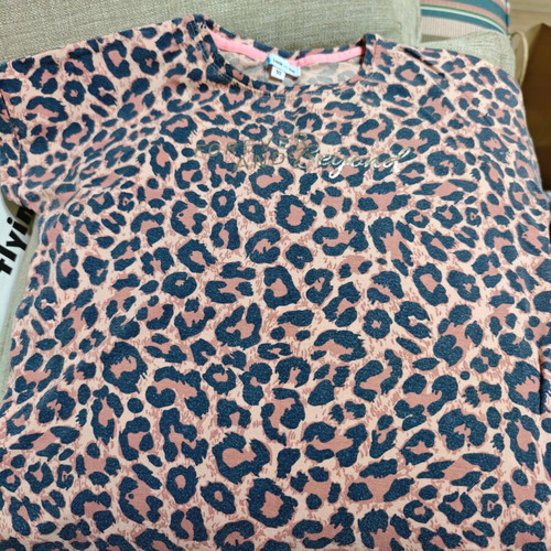 Girls' short sleeve blouse used, ages 9-10