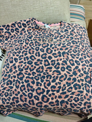 Girls' short sleeve blouse used, ages 9-10