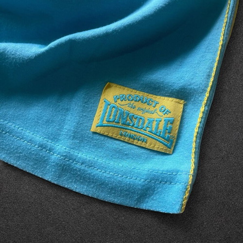 Lonsdale London Vintage Big Logo T-Shirt XXL Like New Light Blue