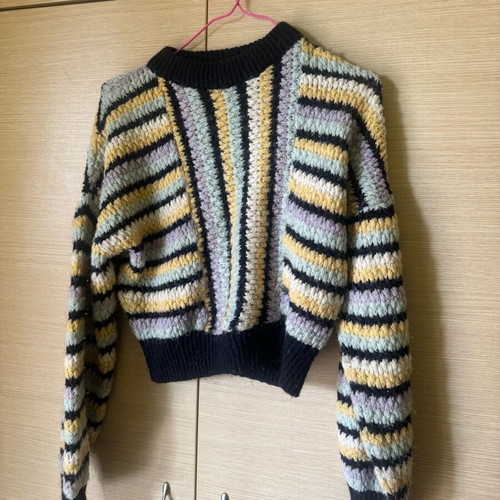 Zara pullover like new, size S, black and blue
