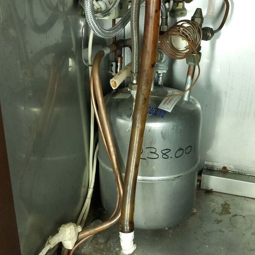 Professional workbench refrigerator used with hydro-cooler