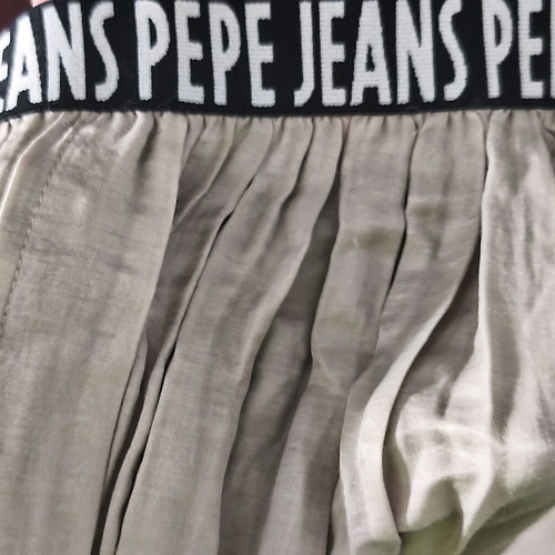Pepe Jeans skirt like new with iconic elastic sandy colour satin finish