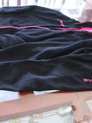 Givova tracksuit set with sweatshirt size S like new, blue