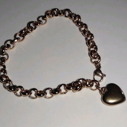 Gold-tone stainless steel bracelet with heart charms new