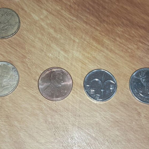 Coins used, pack of 31 pieces from various countries