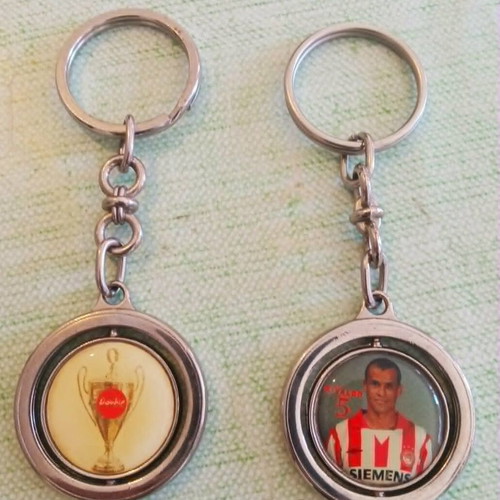 Olympiacos Spinning Keychains Double & Rivaldo 2005 Set of 2 like new