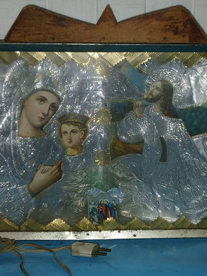 Παλιά εικόνα Παναγίας με λαμπάκι μεταχειρισμένη