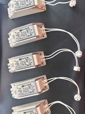 Lighting transformers used, pack of 5 for MR16 GU5.3 12V spotlights