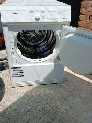 AEG Lavatherm dryer like new, silent system
