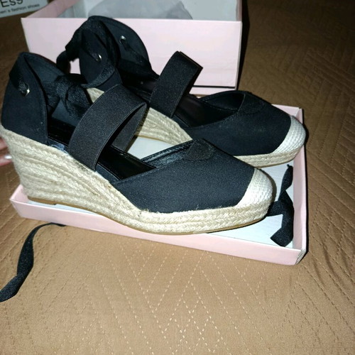 Black summer platform sandals with ankle tie, size 41