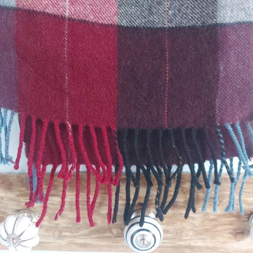 Cashmere scarf like new