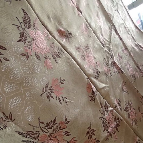 Quilt like new with exquisite fabric and unique aesthetic, 2.09x2.26 m