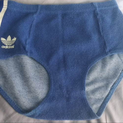 Adidas vintage women's running shorts size S like new, blue and white