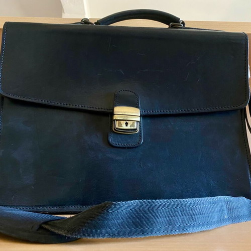 Leather briefcase like new, black