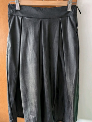 Naiba black faux leather skirt one size new