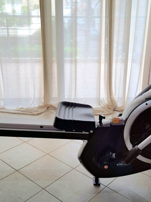 Viking R-1901 rowing machine like new with magnetic resistance