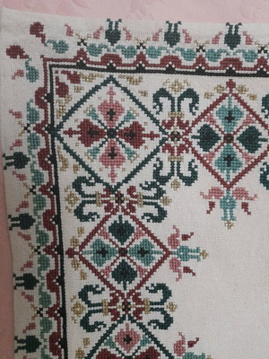 Embroidered square on canvas with Moulinex threads like new, 67×77cm