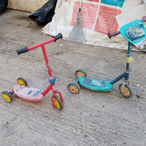 Children's scooters used, set of 2