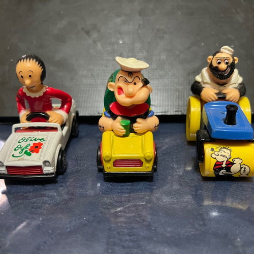 Comic figures in Matchbox Gorgi cars used, pack of 7