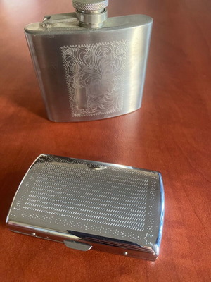 Steel flask with gift tobacco case new set