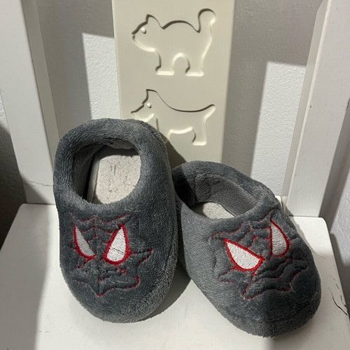 Spiderman slippers like new, size 21-22