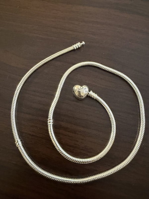 Κολιέ Pandora 45 εκατοστά σαν καινούργιο, ασημί