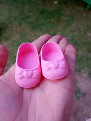 Lil Miss doll shoes vintage 80s used with crack