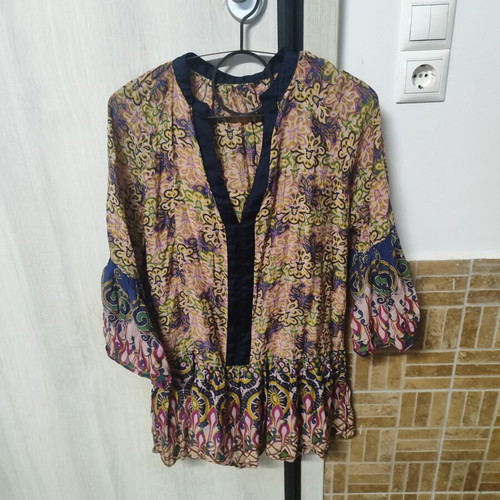 Women's boho blouse dress with colorful pattern