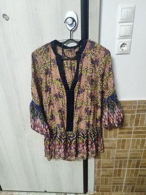 Women's boho blouse dress with colorful pattern