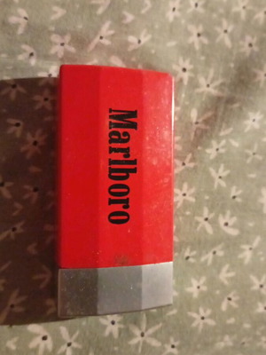 Marlboro φορητό τασάκι με μεταλλικό κάτω μέρος, 6 εκ.