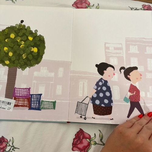 Children's book Amalia Ikaros editions new