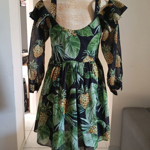 Twinset cotton dress women's size M like new, black and green