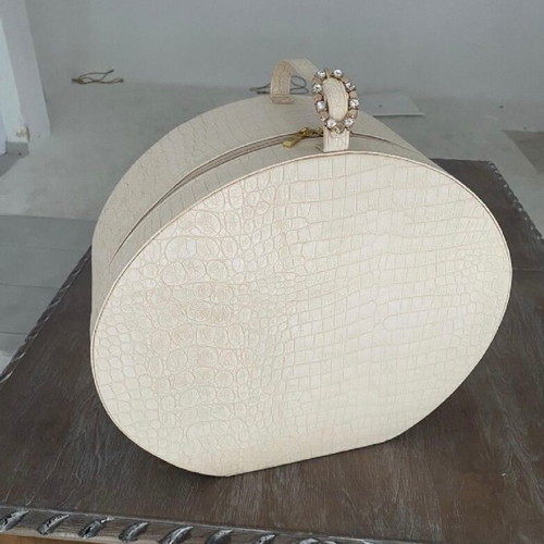 Beige toiletry bag storage box like new leatherette with mirror