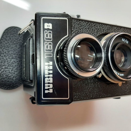 Vintage Lubitel 166B Lomo camera used with T-22 4.5/75 lens