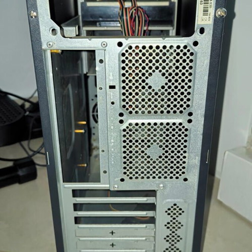 Asus Vento A8 ATX Mid-Tower PC Case used