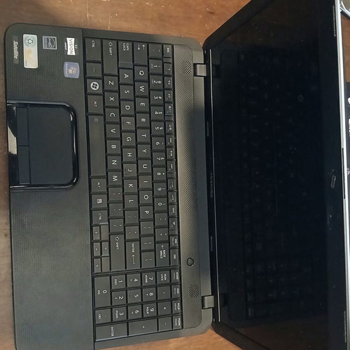 Toshiba C855D-S5205 laptop