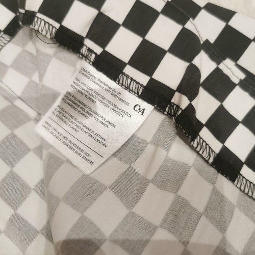 C&A skirt black and white with zipper like new, size M