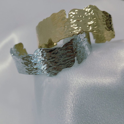 Stainless Steel Hypoallergenic Bracelets in Gold and Silver Colors