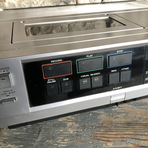 Hitachi VT-9300E Retro VHS Video Recorder, Made in Japan