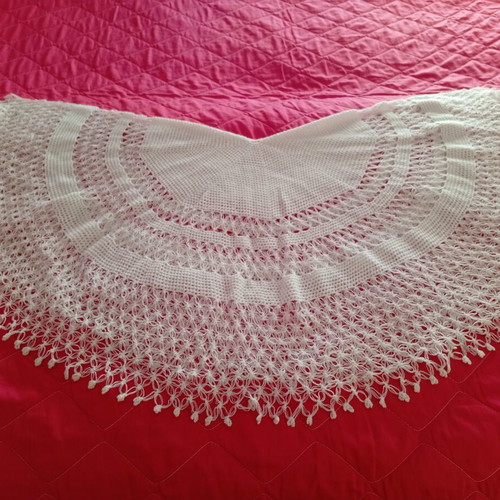Esarpa scarf for bride with delicate handmade knit, new