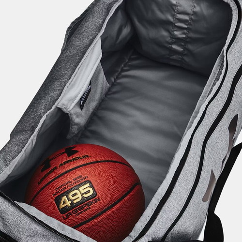 Under Armour Undeniable 5.0 duffel bag new, 101L, gray