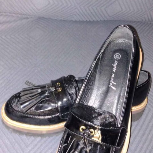 Loafers women's moccasins new with tassels and gold details size 38